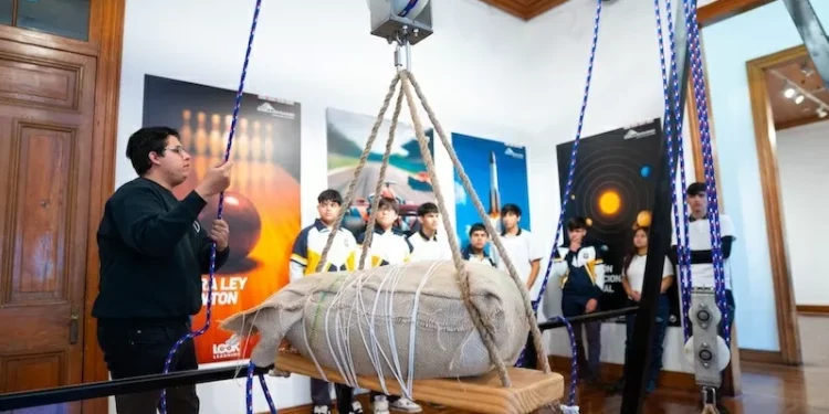 Sala de Arte Casa Collahuasi cierra 2025 con más de 33 mil visitantes y una temporada marcada por la ciencia, literatura e biografía