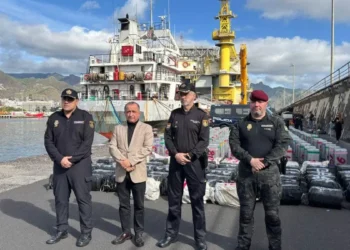 Policía de España incauta casi 10 toneladas de cocaína en carguero que partió de Brasil