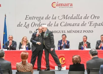 Sonoro homenaje a Méndez Pozo por la Medalla de Oro