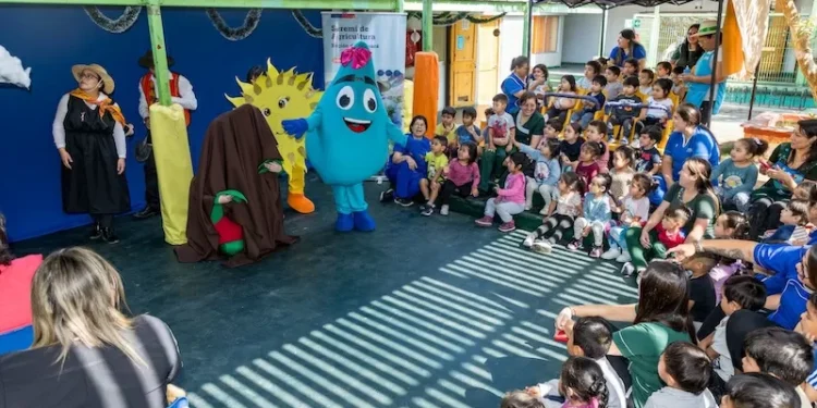 Fundación Collahuasi y Seremi de Agricultura lanzan cuento educativo infantil