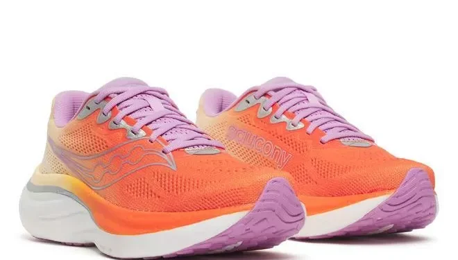 Saucony Ride 19: la zapatilla “para todo” se actualiza (más plácido, ligera y reactiva)