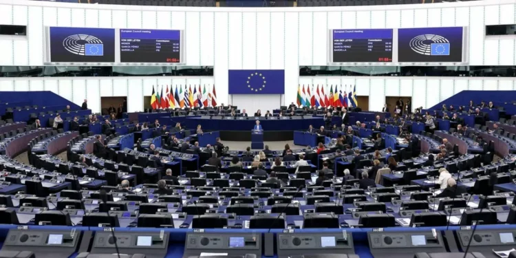 El Parlamento europeo envió a la justicia el armonía recién firmado entre el Mercosur y la Unión Europea