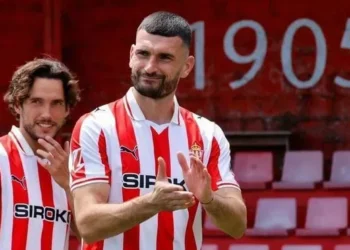 Pablo Vázquez, deportista del Sporting, se sincera sobre su situación como rojiblanco: “Borja Jiménez es un espectáculo tácticamente; vamos a acercarse ahí”