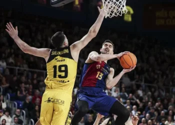 Tenerife gana en el Palau para completar los bombos de la Copa