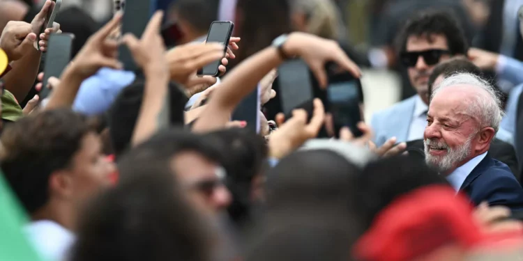 Lula capa la ley que aminora la pena de Bolsonaro y otros condenados por el golpe