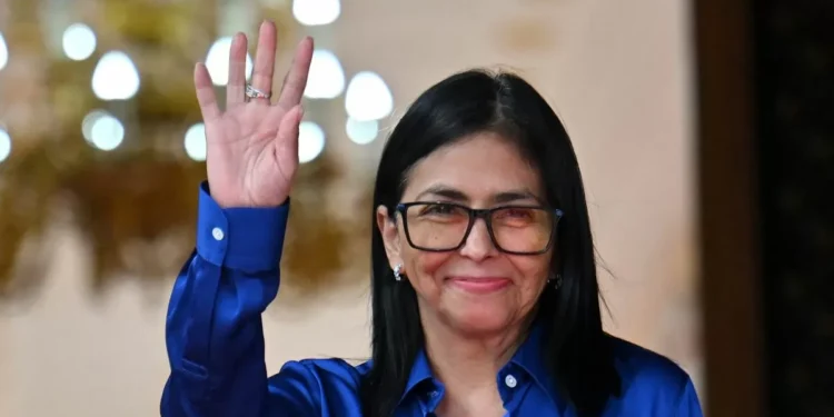 Presidenta interina de Venezuela habló con Donald Trump y describe ultimátum como “productiva y cortés”