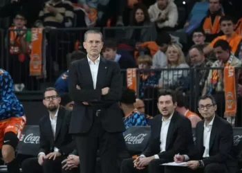 Pedro Martínez: “Al descanso Reuvers ha dicho que no podía”