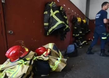 Viajarán el viernes los bomberos uruguayos que apoyarán el combate a los incendios en guindilla