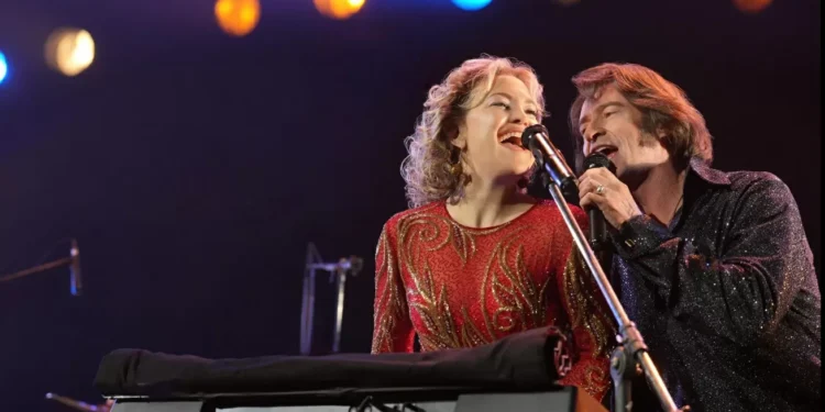 Song Sung Blue, nominada en periodo de premios no se exhibe en Cine de Iquique