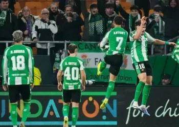 El Betis se asegura el ‘Top 8’ de la Europa League y competirá los octavos ante el Nottingham Forest, Pilsen, Fenerbahçe o Panathinaikos