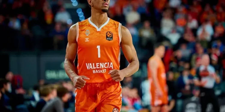 El Valencia Basket recupera sensaciones en el Roig Arena