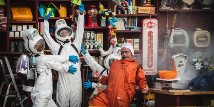 ahora gran estreno de “Apesanteur” de la Compañía Francesa Royal de Luxe en Iquique