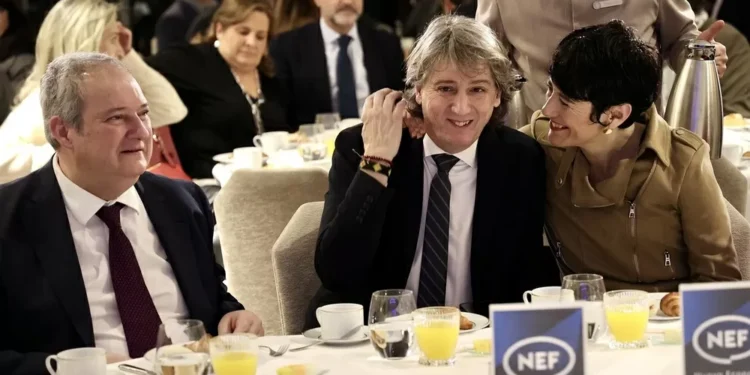 Martínez ve fallos en la financiación pero critica el “ruido”