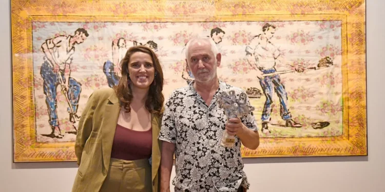 El artista visual Carlos Altamirano recibe el accésit Plagio a la Creatividad Artística 2025