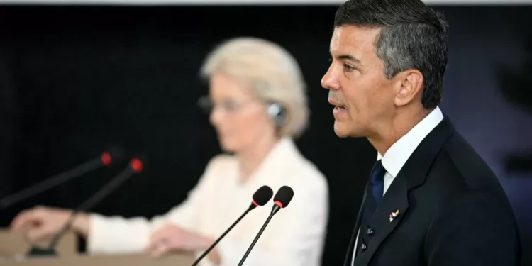 Ausencia de Lula en la firma Mercosur-UE en absoluto pasó desapercibida: “Lastimosamente ausente”, dijo el presidente de Paraguay