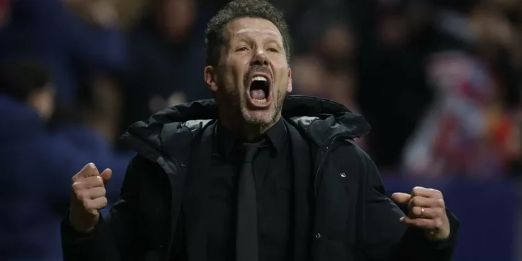 Simeone controla la euforia y elogia a Julián: “La eliminatoria no está sentenciada. Gracias a Dios, el acierto lo limpiará”