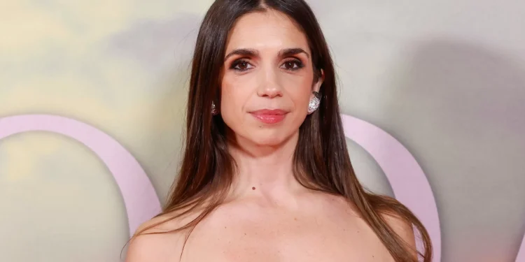 Elena Furiase revela cómo ve a su tía Rosario Flores como abuela tras vaticinar su hija, Lola Orellana, que está embarazada