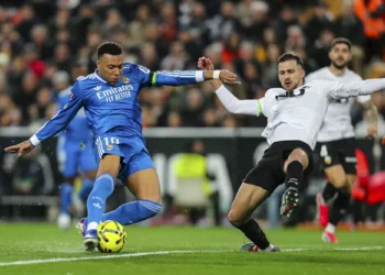 El Real Madrid pasa el examen de Mestalla