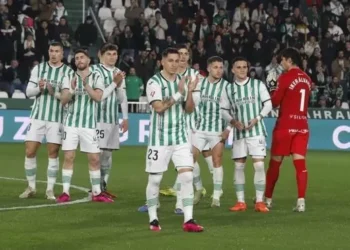 Tres llegadtriunfador y ‘media’, dos salidtriunfador y el ‘playoff’ en mente: triunfadorí queda el Córdoba CF trtriunfador el mercado invernal