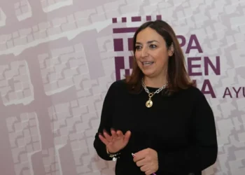 Miriam Andrés respalda a Page y pide elecciones generales