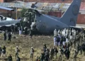 Al menos 20 muertos al estrellarse un avión militar de Bolivia que transportaba haberes en efectivo