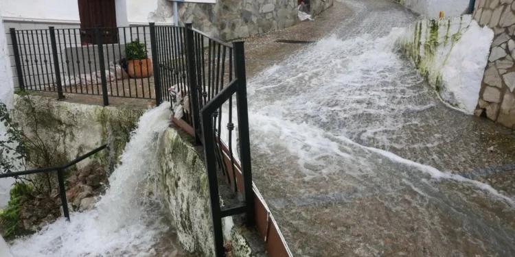 La lluvia da una tregua a Andalucía y regresan algunos evacuados
