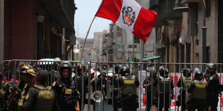 Congreso de Perú destituye al presidente provisional José Jerí a dos meses de las elecciones