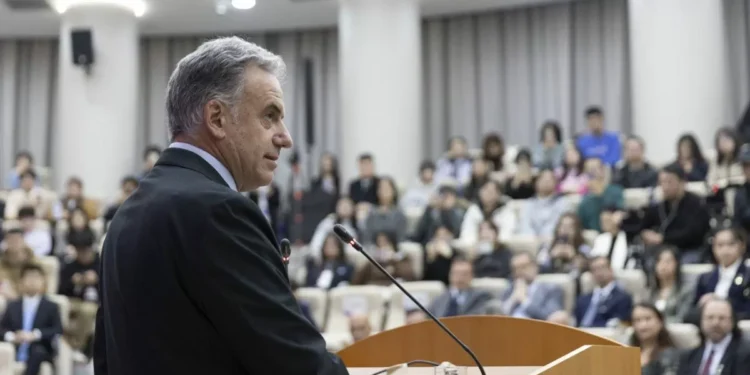 Uruguay y China firmaron otros 20 acuerdos de cooperación académica, innovación, ampliación científico y tecnológico