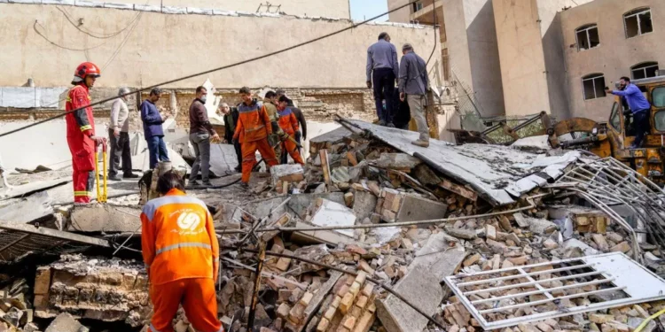Israel atacó 500 objetivos en Irán con 200 aviones, en la máximo operación aérea de su historia, informó el Ejército