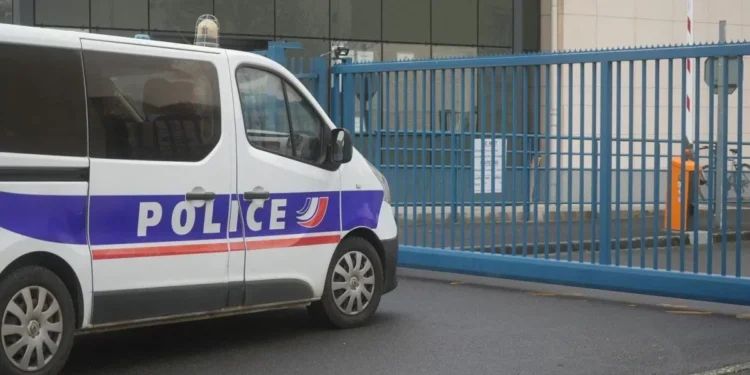 Francia lanza un llamado a testigos tras entalegar a un hombre por violar a 89 menores