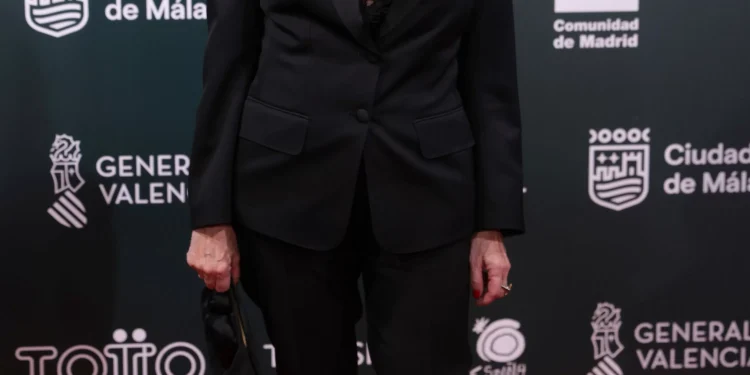 Los incidentes de los reporteros de Ana Rosa Quintana en pleno temporal